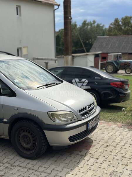 Opel Zafira 1.6