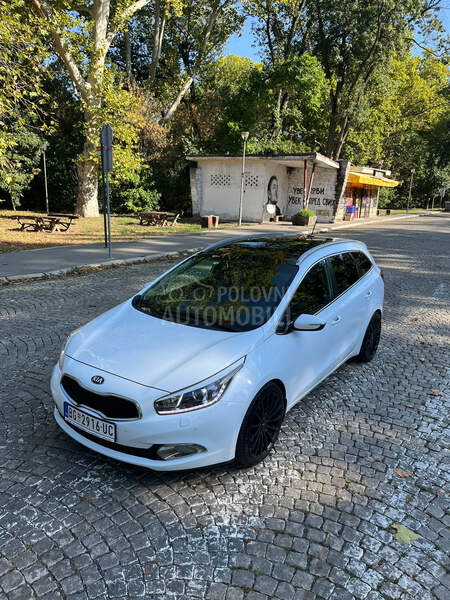 Kia cee`d sw 