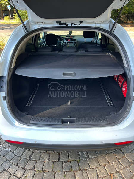 Kia cee`d sw 