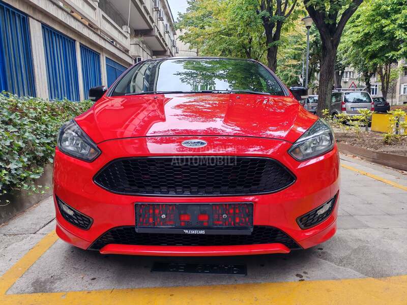 Ford Focus ST-LINE