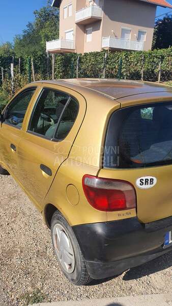Toyota Yaris 1.0 vvti