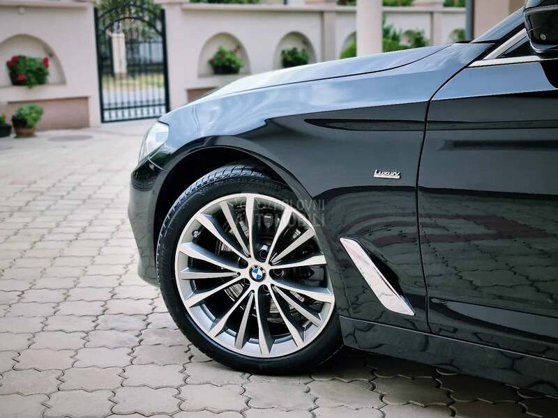 BMW 520 Luxury
