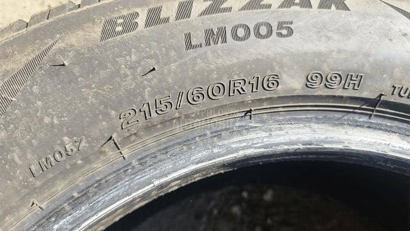 Bridgestone 215/60 R16 Zimska
