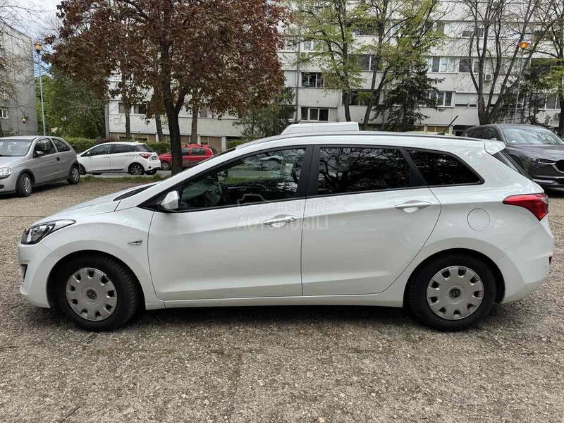 Hyundai i30 1.6 MPI