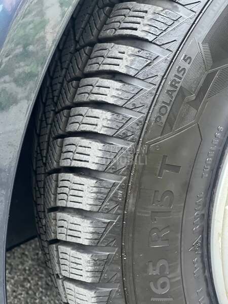 Volkswagen Golf 5 1.6 b SWlSS