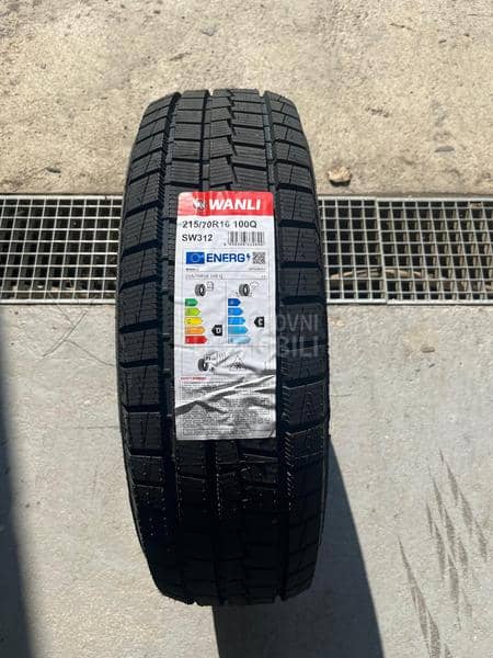 Wanda 215/70 R16 Zimska