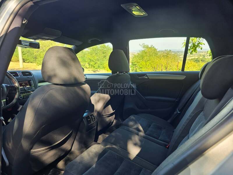 Volkswagen Golf 6 1.6TDI DSG HIGHLINE