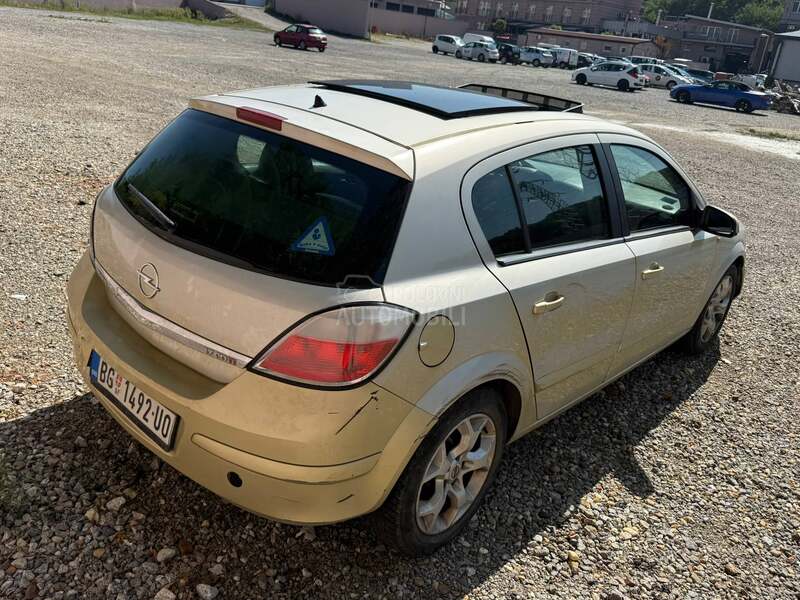 Opel Astra H 1.7cdti Cosmo