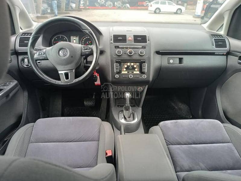 Volkswagen Touran DSG LED