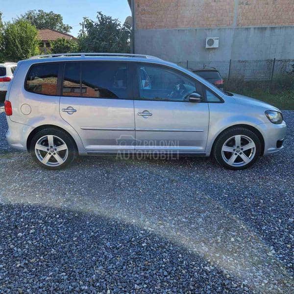 Volkswagen Touran DSG LED