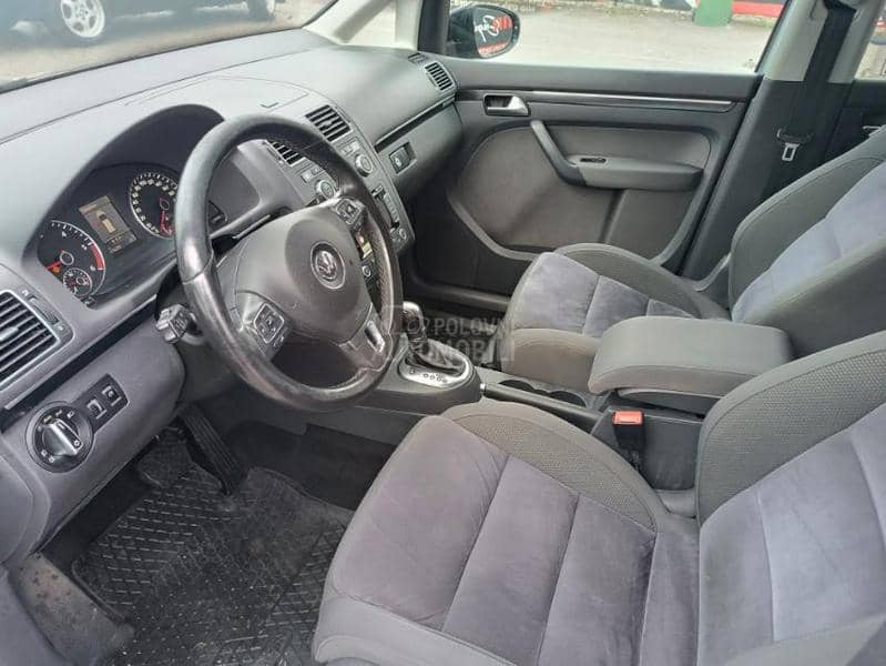Volkswagen Touran DSG LED