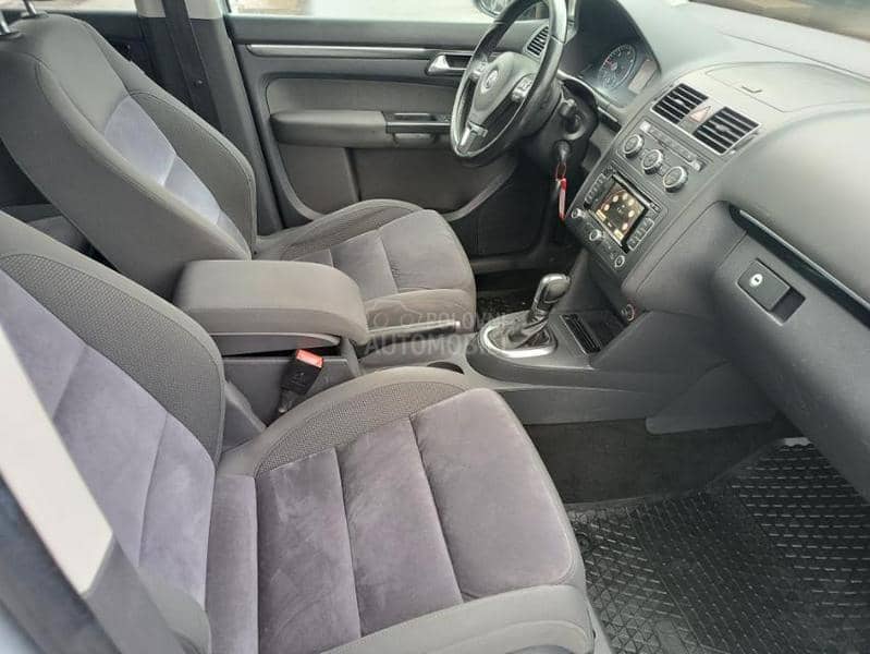 Volkswagen Touran DSG LED