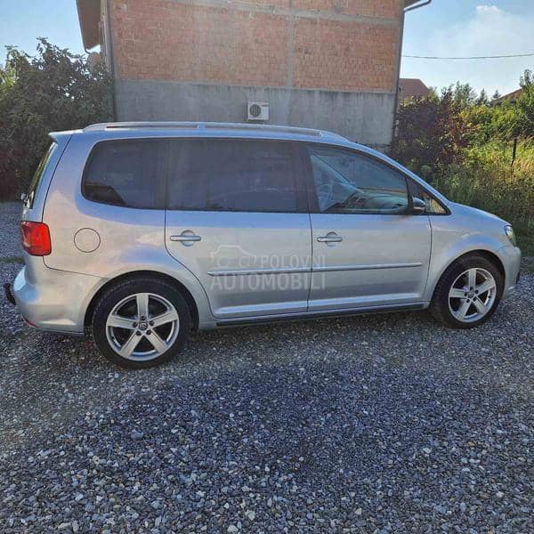 Volkswagen Touran DSG LED