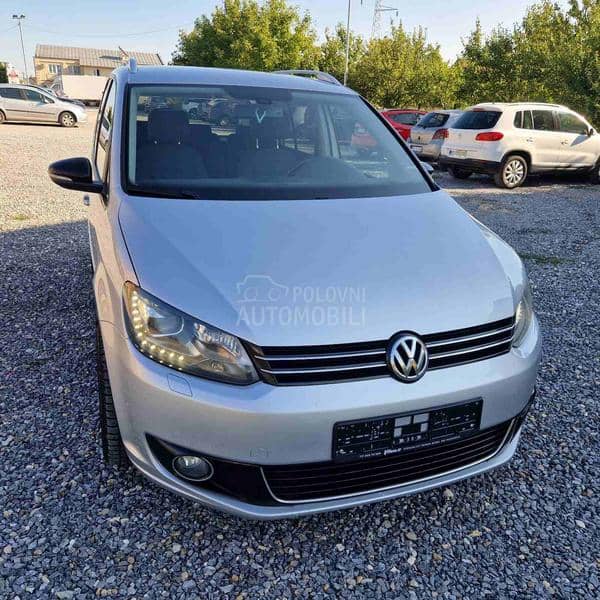 Volkswagen Touran DSG LED