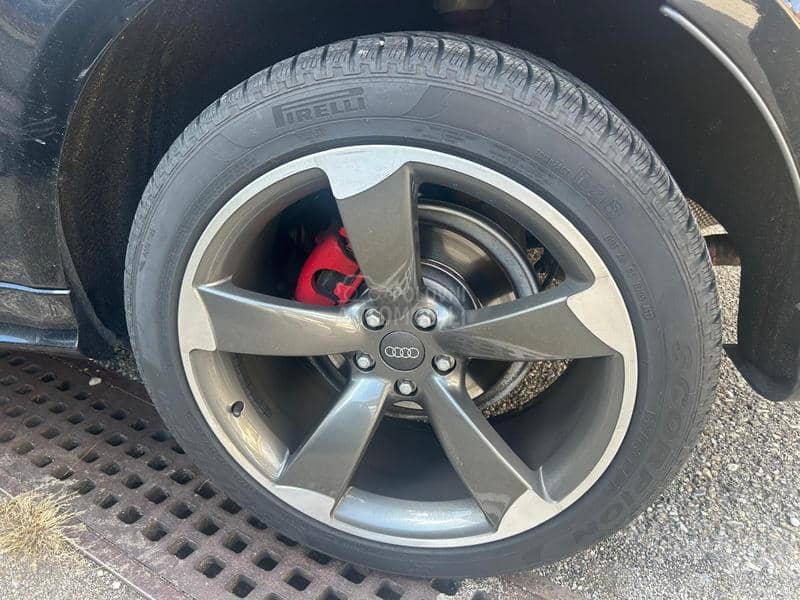 Audi Q5 3xS line 4x4