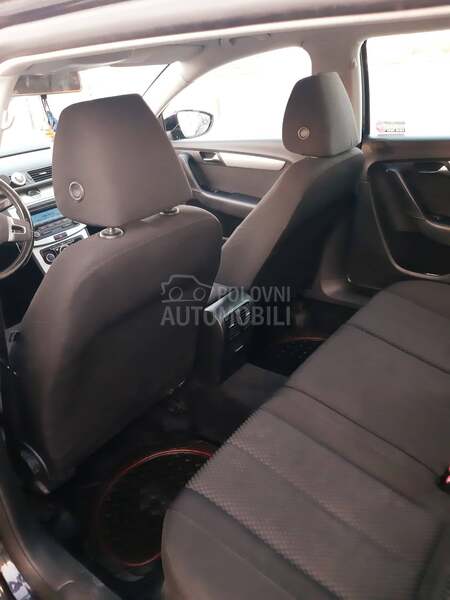 Volkswagen Passat B7 2.0 TDI