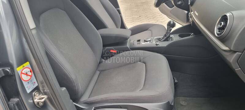 Audi A3 1.6 TDI AUT.NAV.