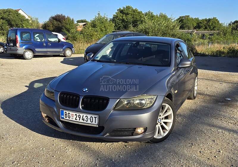 BMW 320 lanac napred