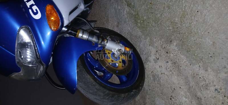 Gilera Runner