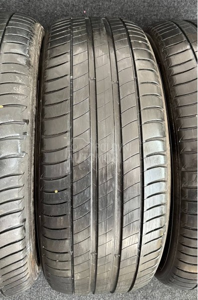 Michelin 215/50 R18 Letnja