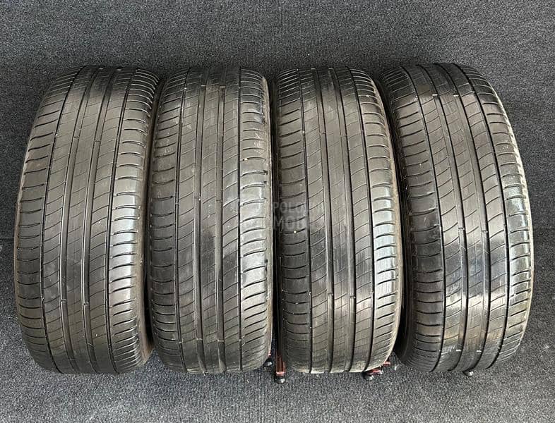 Michelin 215/50 R18 Letnja
