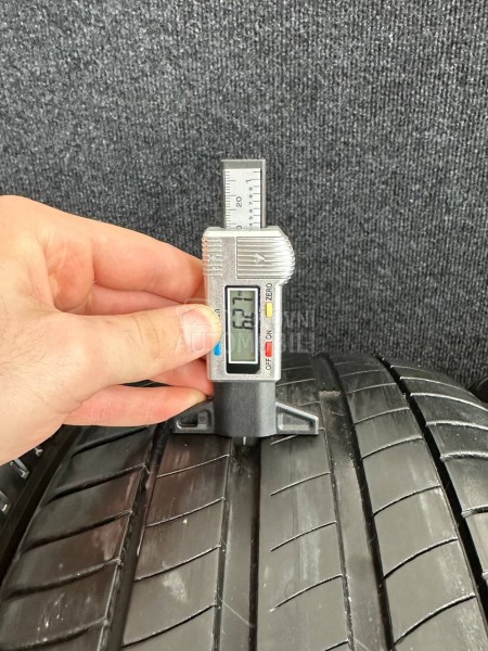 Michelin 215/50 R18 Letnja