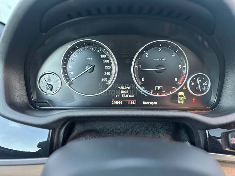 BMW X3 M-PAKET/LED/NAV/PANO