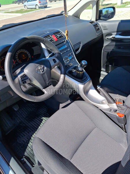 Toyota Auris 1.33
