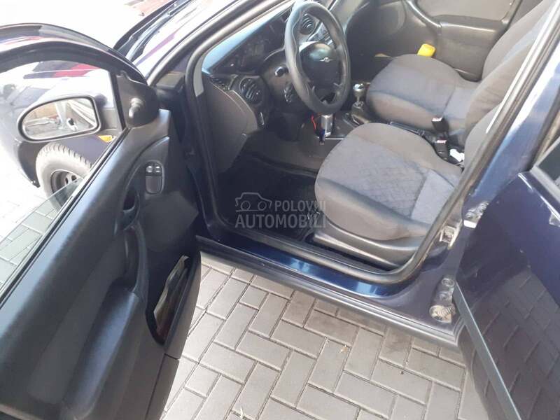 Ford Focus 1.6 zetec
