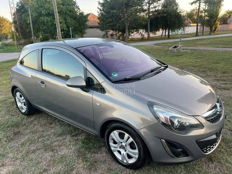 Opel Corsa D 1.3CDTI COSMO