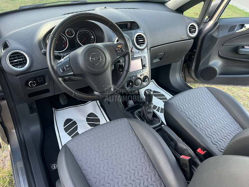 Opel Corsa D 1.3CDTI COSMO