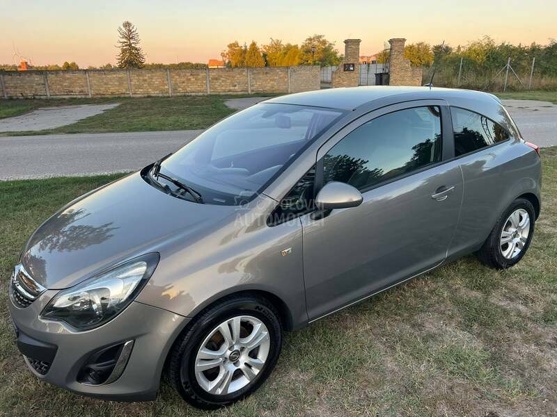 Opel Corsa D 1.3CDTI COSMO