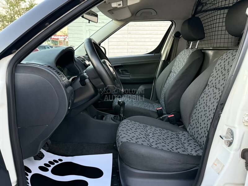 Škoda Roomster Praktik 1.6TDI