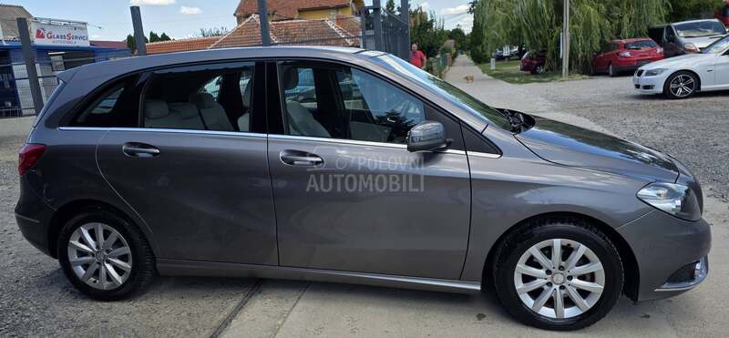 Mercedes Benz B 180 A.U.T.O.M.A.T.I.K
