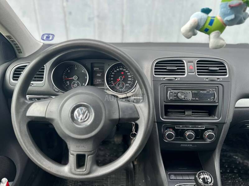 Volkswagen Golf 6 1.6 TDI