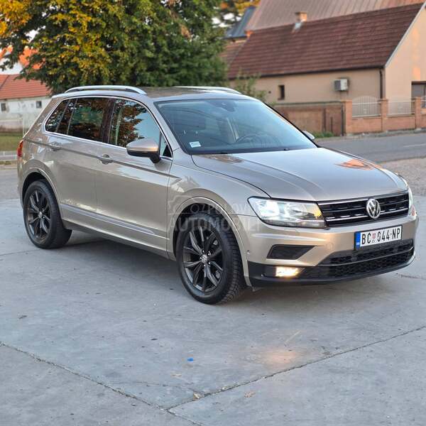Volkswagen Tiguan 4M//DSG