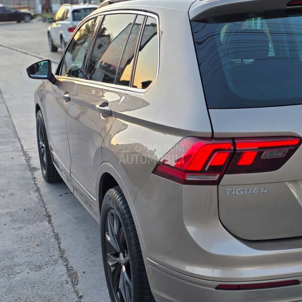 Volkswagen Tiguan 4M//DSG