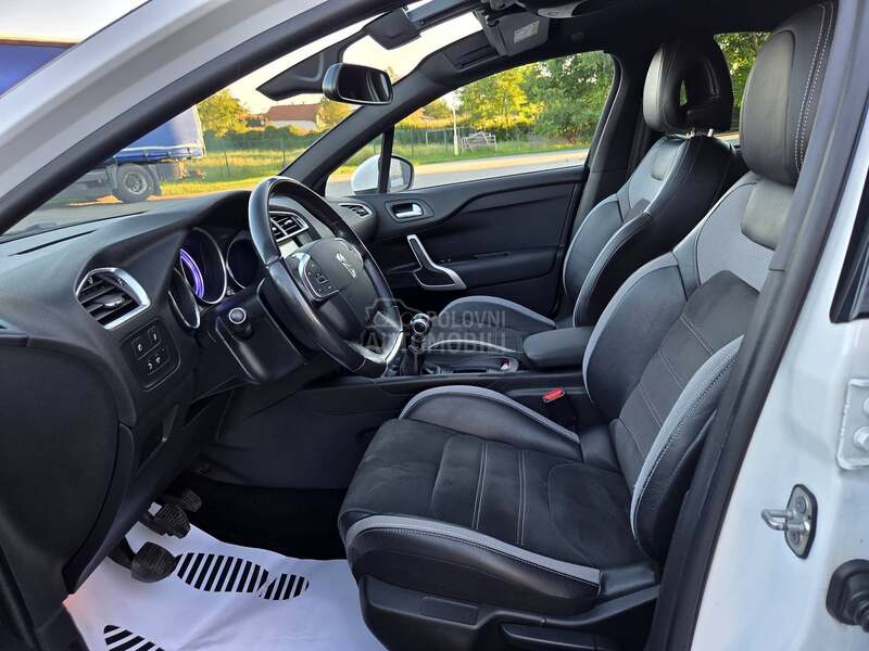 Citroen DS4 /1.2i STT Exclusive/