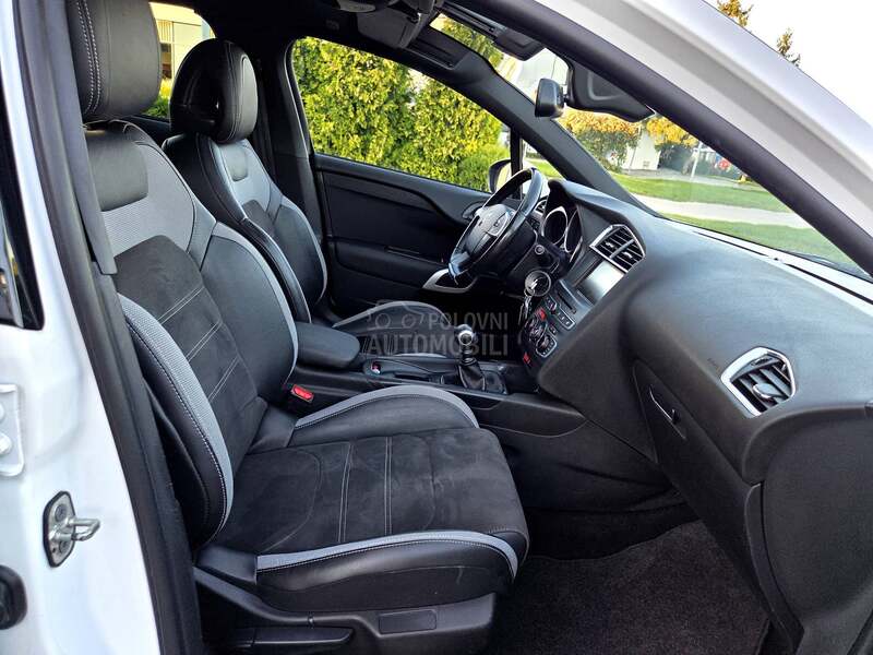 Citroen DS4 /1.2i STT Exclusive/