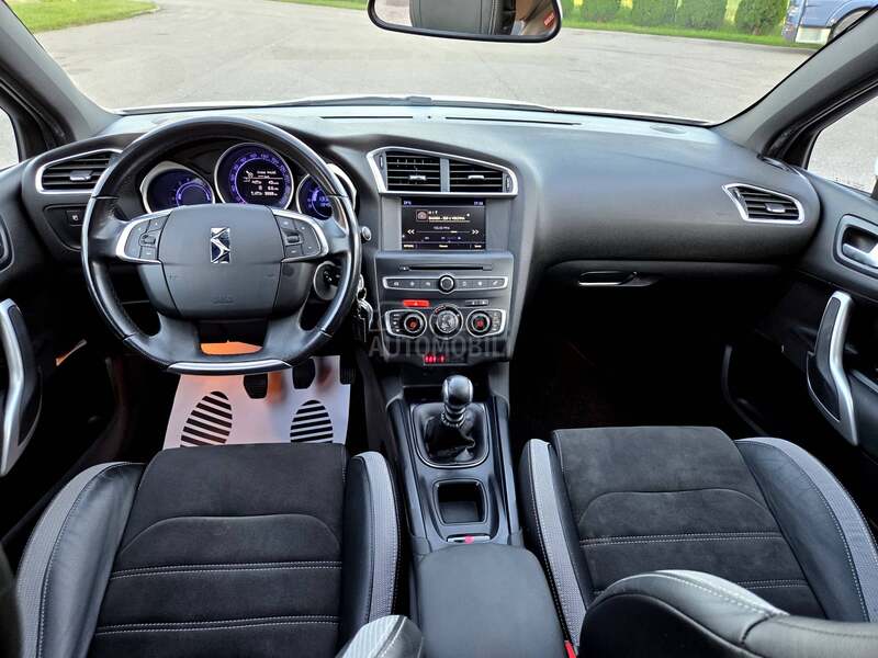 Citroen DS4 /1.2i STT Exclusive/