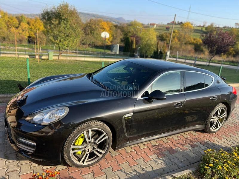 Porsche Panamera 4s sport chrono