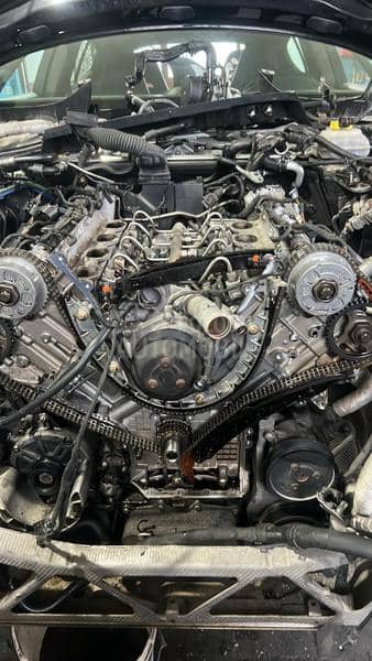 Porsche Panamera 4s sport chrono