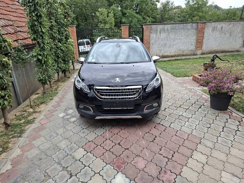 Peugeot 2008 1.6hdi Feline Titane