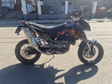 KTM Duke 690SM