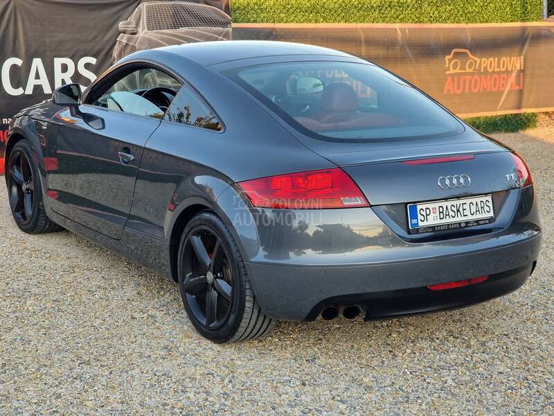 Audi TT S-LINE