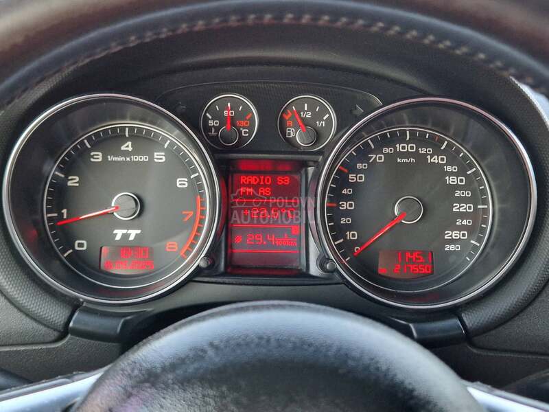 Audi TT S-LINE