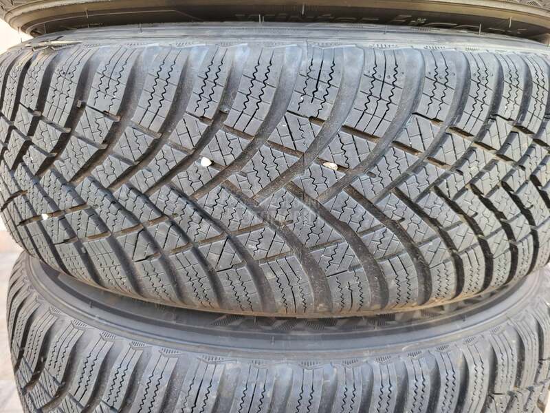 Hankook 185/65 R15 Zimska