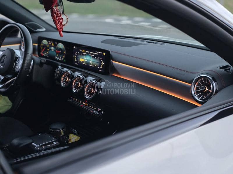 Mercedes Benz CLA 220 Shooting Brake CLA 220D PANO Mercedes Benz CLA 220 Shooting Brake CLA 220D PANO