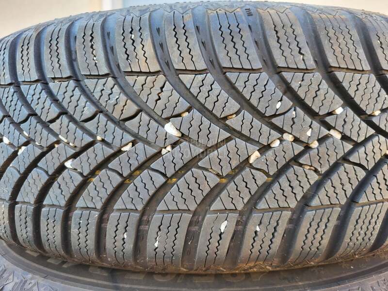 Semperit 185/65 R15 Zimska