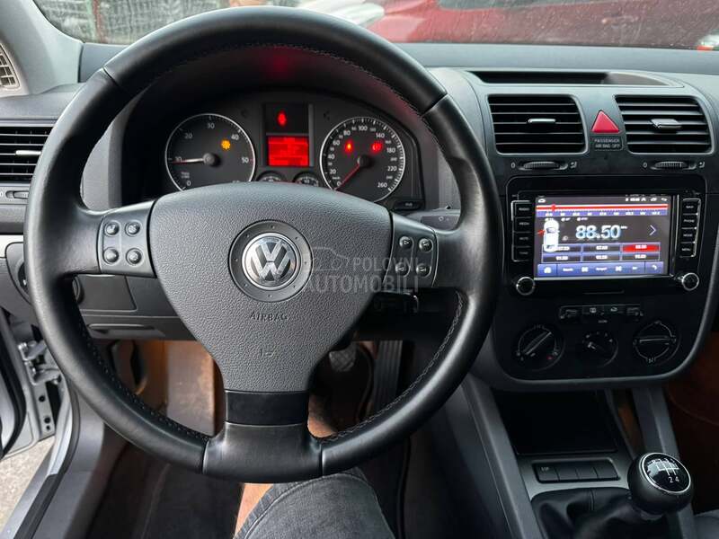 Volkswagen Golf 5 